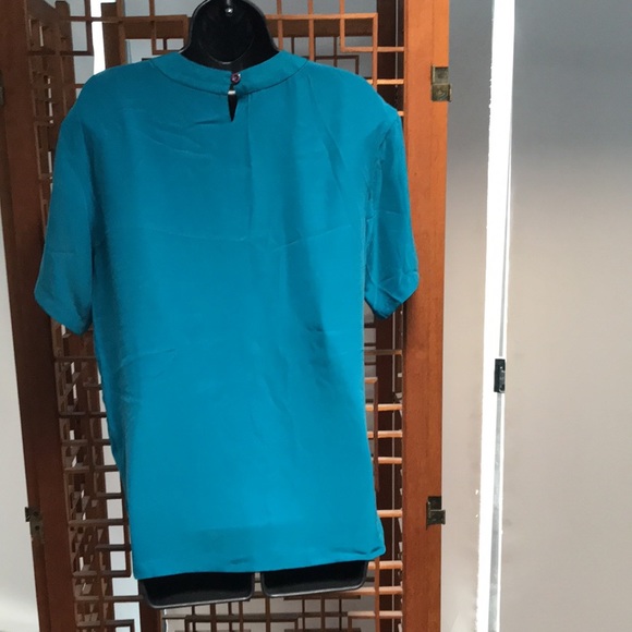 Diffusion size 8, 100% silk, and blue blouse. - Picture 3 of 4